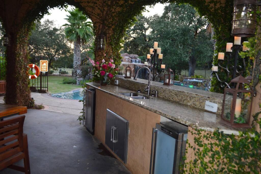 Villa At Cibolo Chase, A Private Resort With Pool Bulverde エクステリア 写真
